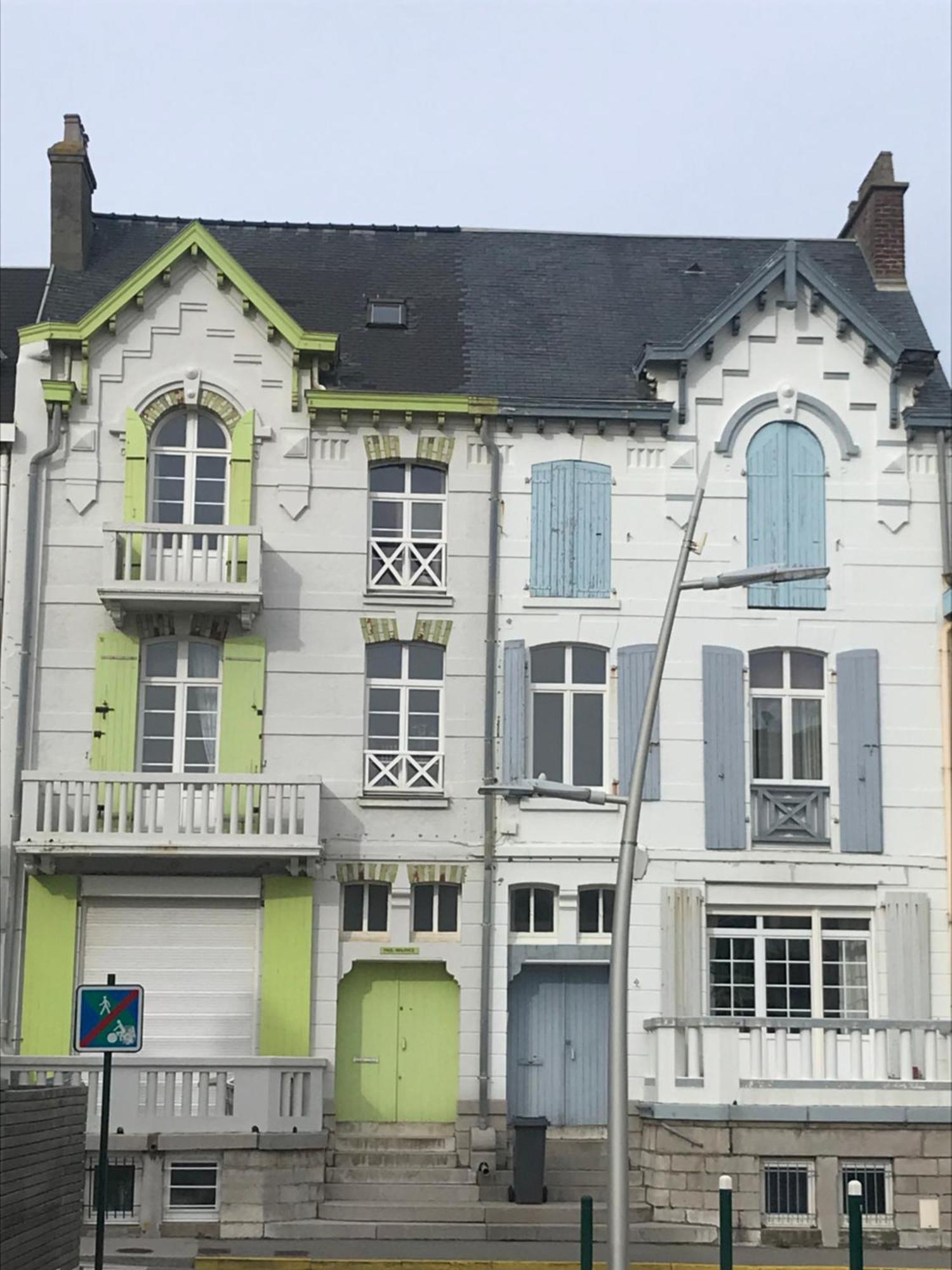Une Jolie Vue - Appt 2 Pieces Vue Mer Balcon Sud Wimereux Ngoại thất bức ảnh