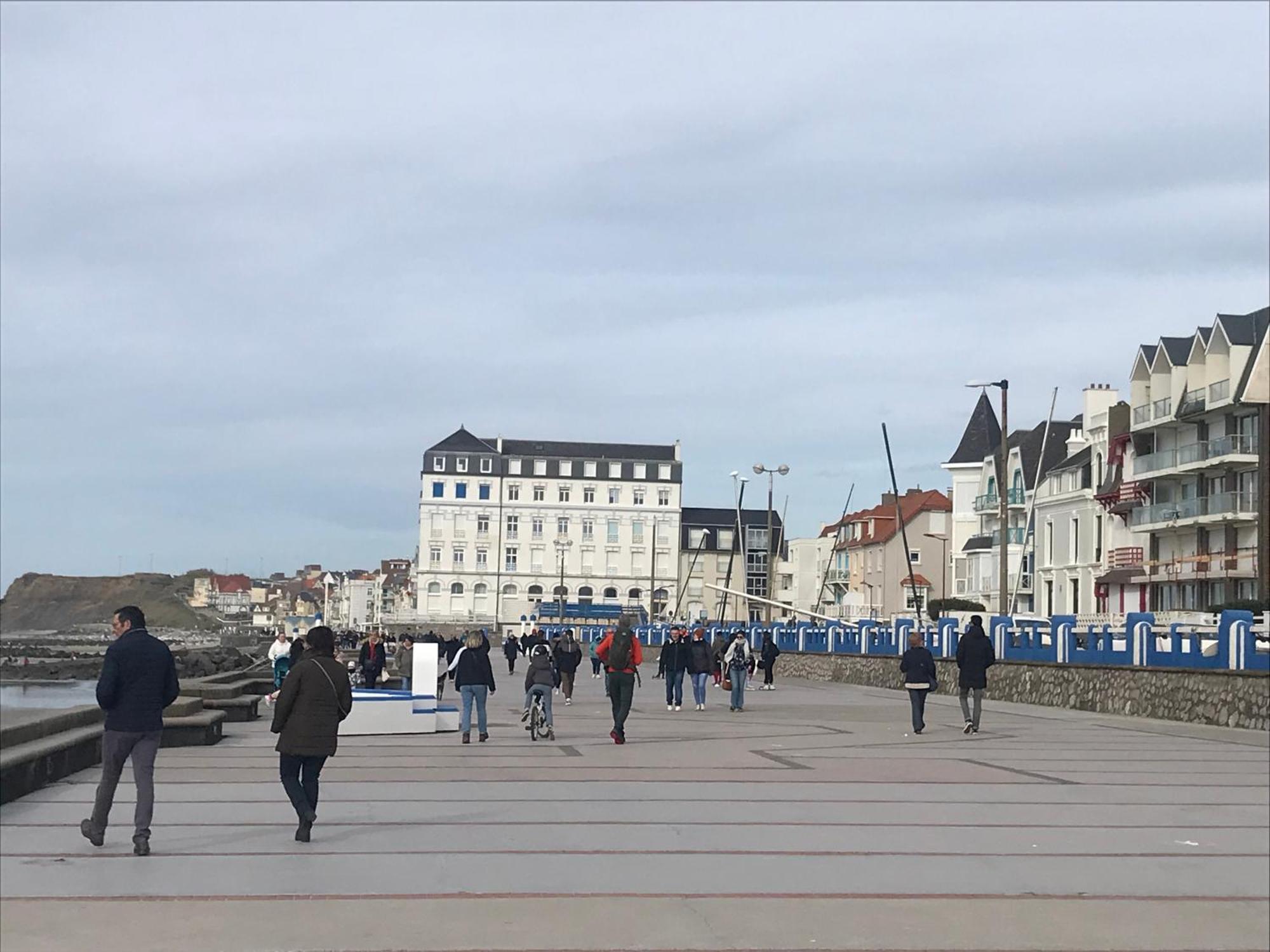 Une Jolie Vue - Appt 2 Pieces Vue Mer Balcon Sud Wimereux Ngoại thất bức ảnh